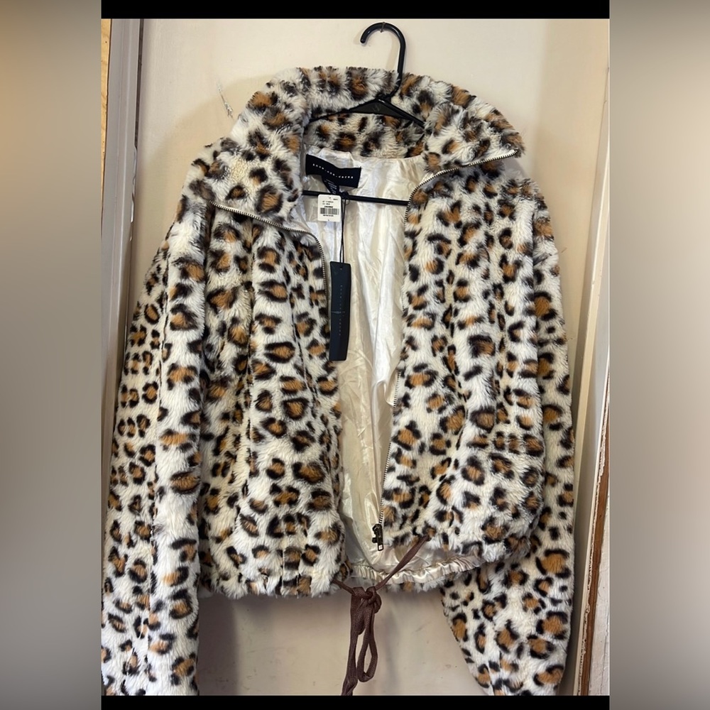 Jacket - Picture 3 of 3